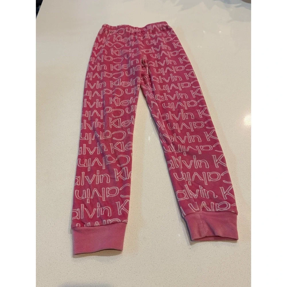 Calvin Klein Kids Girls Pink Velvet All‎ Over Logo Pajama Set Size 6 Cozy Soft